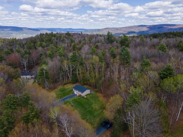 13 Leet Drive, Claremont, NH 03743