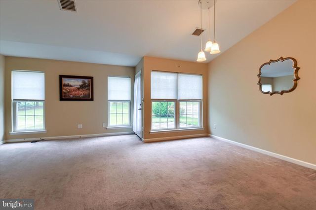 38 RIDGEWAY DRIVE, Mechanicsburg, PA 17050