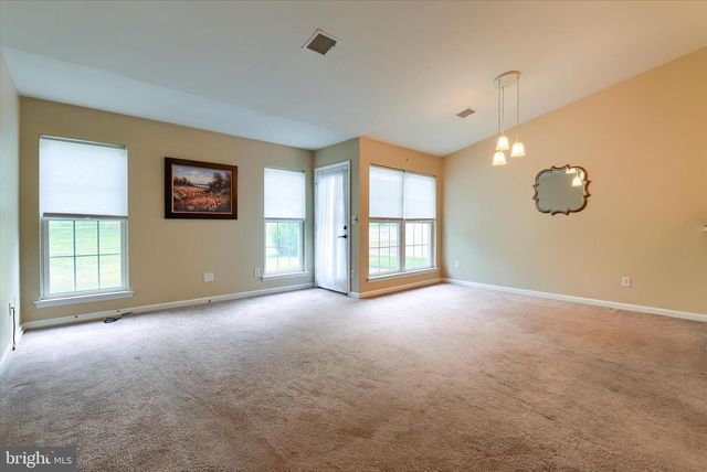 38 RIDGEWAY DRIVE, Mechanicsburg, PA 17050