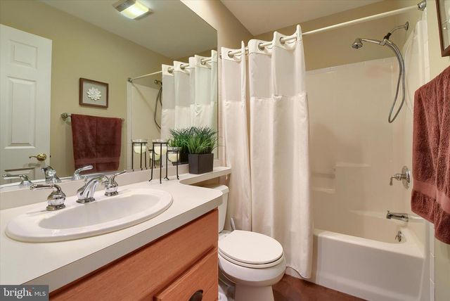 38 RIDGEWAY DRIVE, Mechanicsburg, PA 17050
