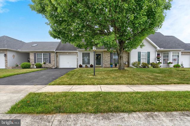 38 RIDGEWAY DRIVE, Mechanicsburg, PA 17050