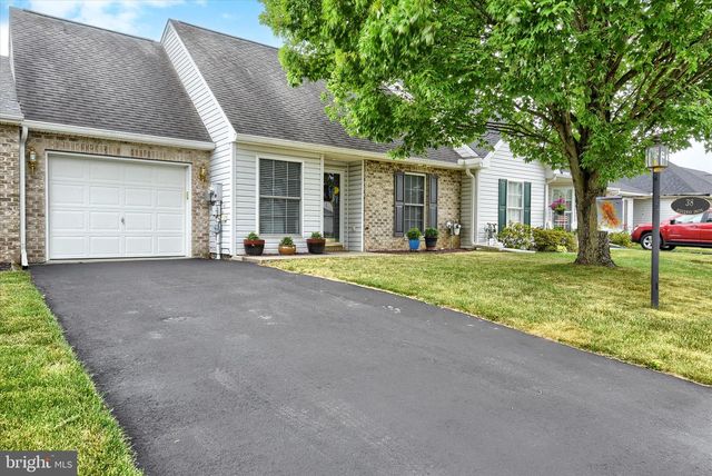 38 RIDGEWAY DRIVE, Mechanicsburg, PA 17050