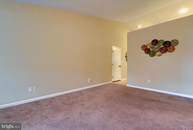 38 RIDGEWAY DRIVE, Mechanicsburg, PA 17050