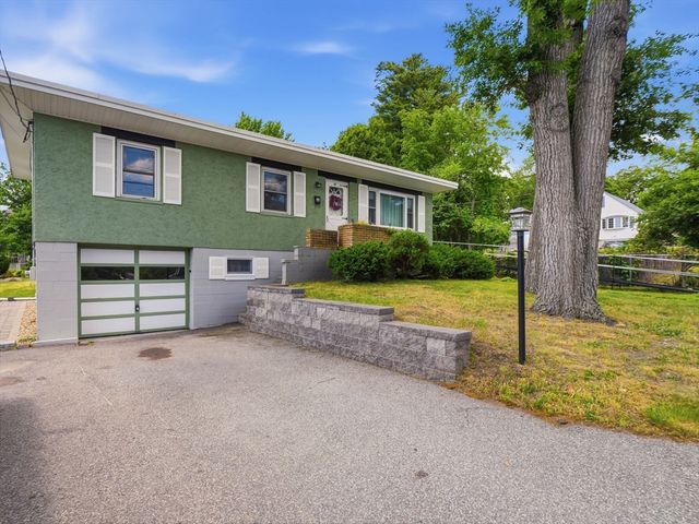 48 Pinedale Ave, Billerica, MA 01821