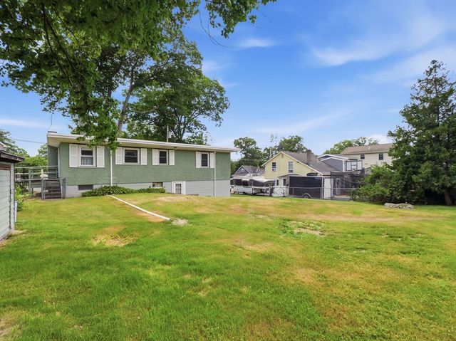 48 Pinedale Ave, Billerica, MA 01821