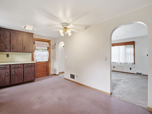 48 Pinedale Ave, Billerica, MA 01821