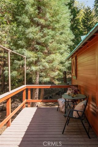 629 Lodge Lane, Twin Peaks, CA 92391