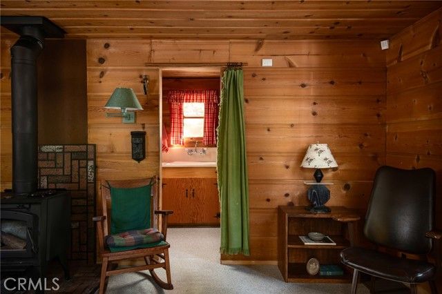 629 Lodge Lane, Twin Peaks, CA 92391