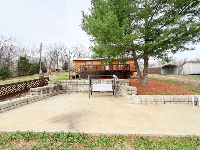 845 Lakeview Road, Galatia, IL 62935