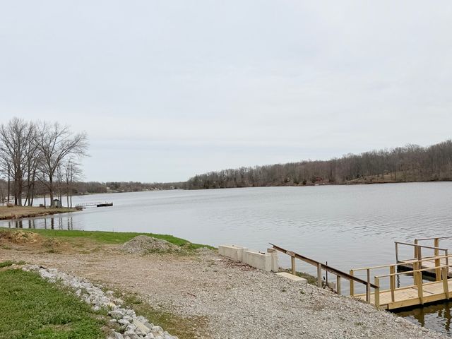 845 Lakeview Road, Galatia, IL 62935