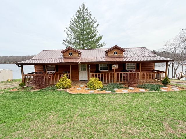 845 Lakeview Road, Galatia, IL 62935