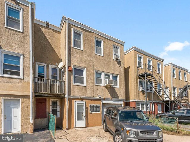 257 LONG LN, Upper Darby, PA 19082