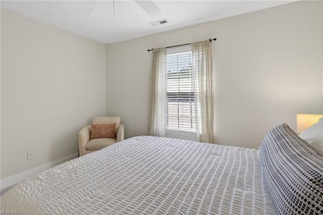 2600 Sunnyfield CT, Virginia Beach, VA 23454