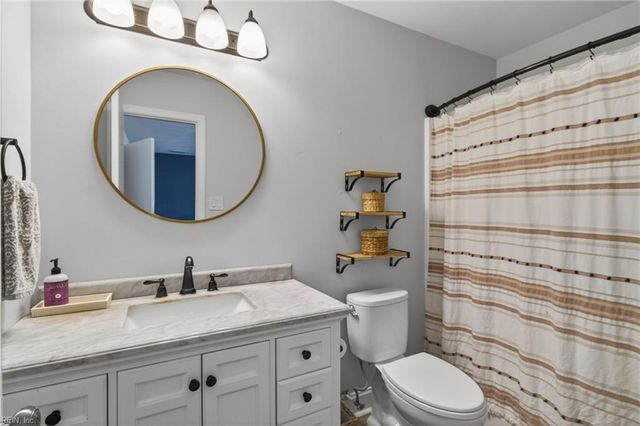 2600 Sunnyfield CT, Virginia Beach, VA 23454