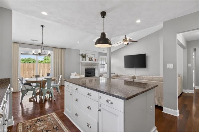 2600 Sunnyfield CT, Virginia Beach, VA 23454