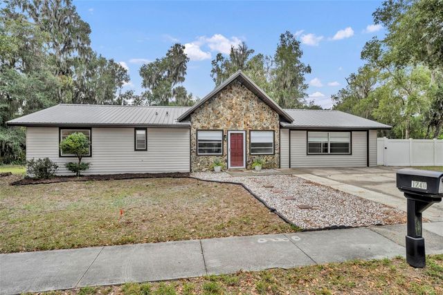 1240 W VOORHIS AVENUE, Deland, FL 32720
