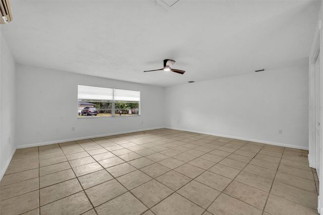 1240 W VOORHIS AVENUE, Deland, FL 32720