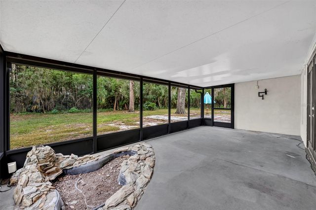 1240 W VOORHIS AVENUE, Deland, FL 32720