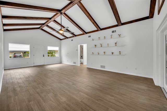 1240 W VOORHIS AVENUE, Deland, FL 32720