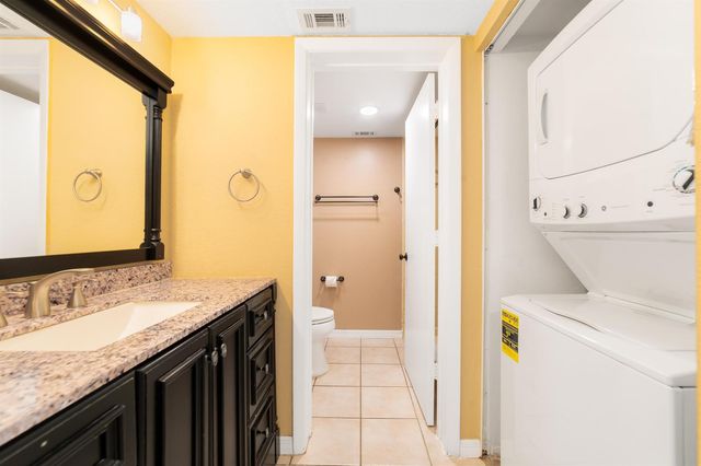 1627 SE Green Acres Circle Z203, Port St. Lucie, FL 34952