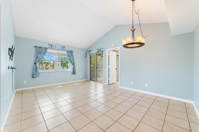 1627 SE Green Acres Circle Z203, Port St. Lucie, FL 34952