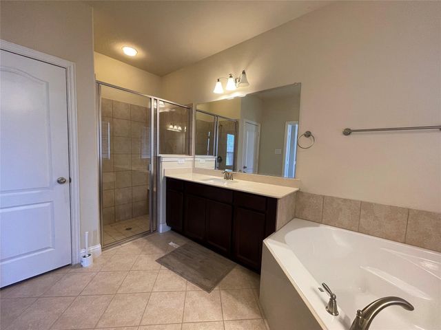 2404 Shenfield Drive, Mckinney, TX 75071