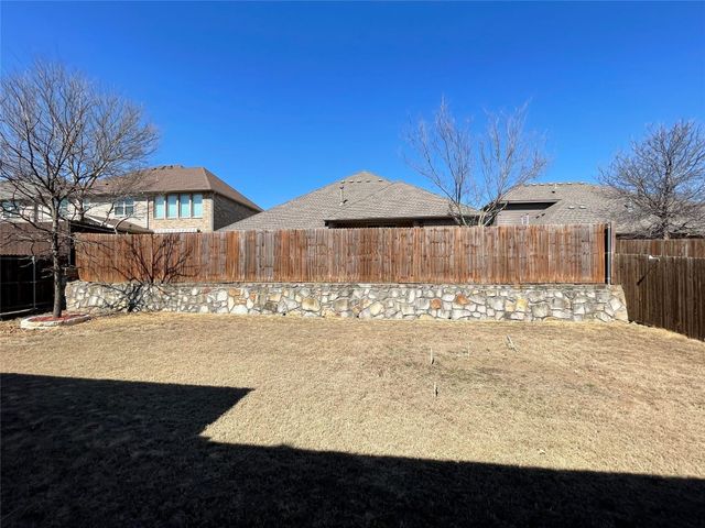 2404 Shenfield Drive, Mckinney, TX 75071