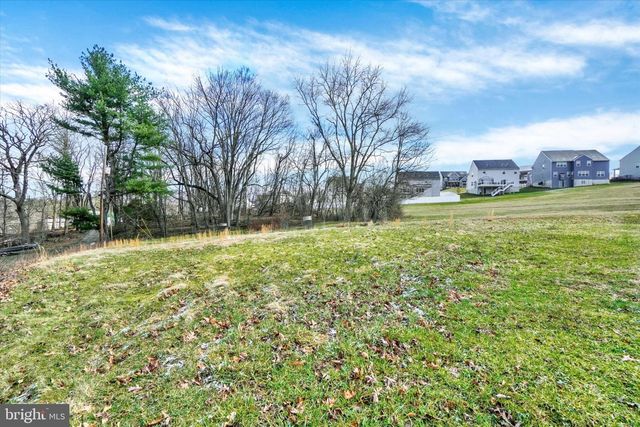 5375 N GEORGE EXTENSION ST, Manchester, PA 17345