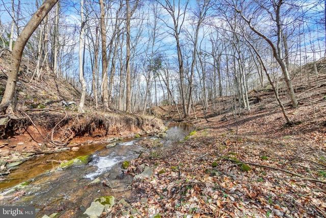 5375 N GEORGE EXTENSION ST, Manchester, PA 17345