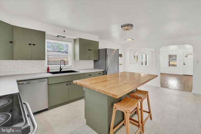 5375 N GEORGE EXTENSION ST, Manchester, PA 17345