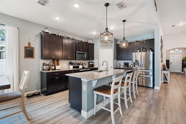 37 LONDONDERRY DRIVE, Palm Coast, FL 32137