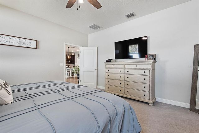 37 LONDONDERRY DRIVE, Palm Coast, FL 32137