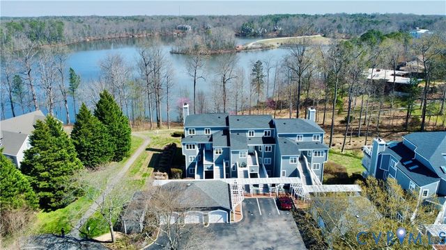 34 Spinnaker Cove Dr, Midlothian, VA 23112