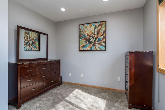 140 Peggy Lane, Eagle Lake, MN 56024