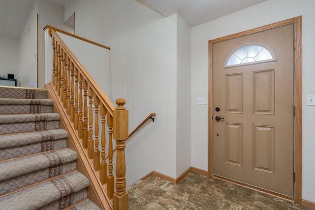 140 Peggy Lane, Eagle Lake, MN 56024