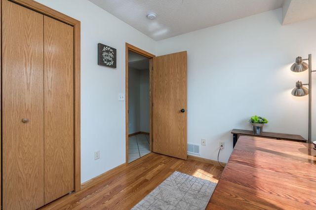 140 Peggy Lane, Eagle Lake, MN 56024