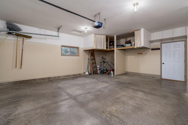 140 Peggy Lane, Eagle Lake, MN 56024