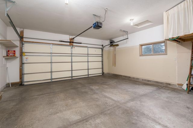 140 Peggy Lane, Eagle Lake, MN 56024