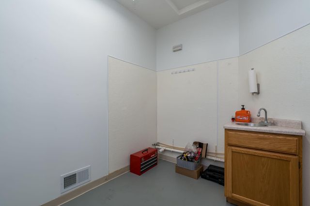 140 Peggy Lane, Eagle Lake, MN 56024