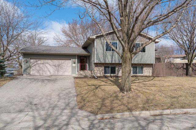 140 Peggy Lane, Eagle Lake, MN 56024