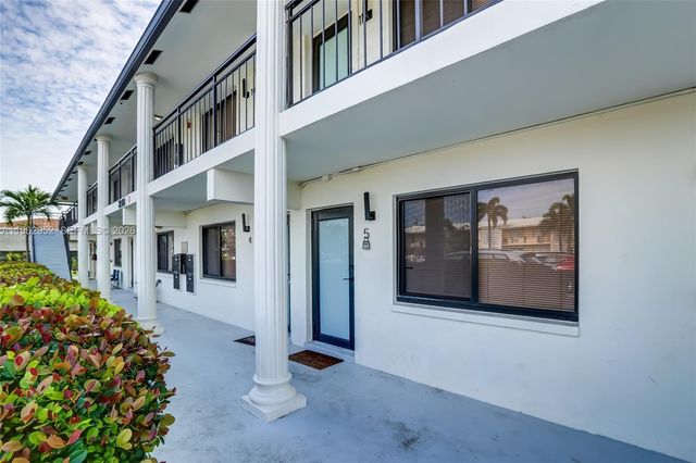 2140 NE 56TH St 2, Fort Lauderdale, FL 33308