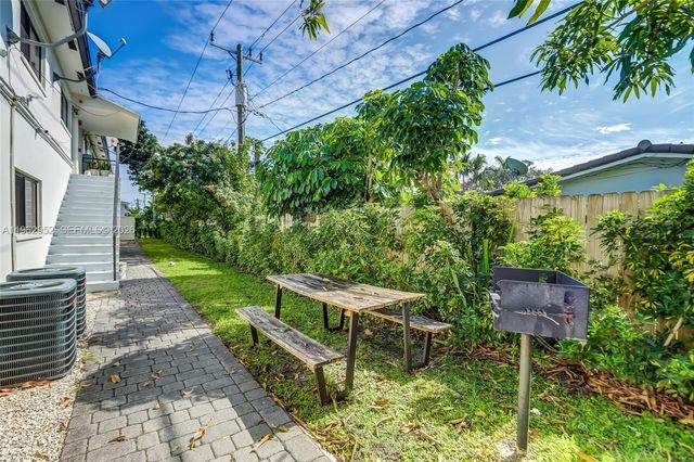 2140 NE 56TH St 2, Fort Lauderdale, FL 33308