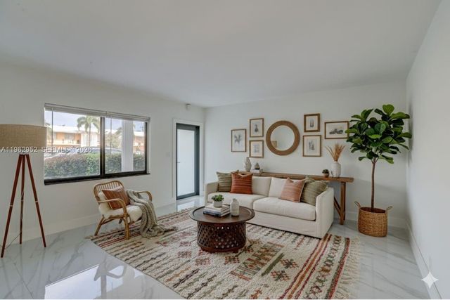 2140 NE 56TH St 2, Fort Lauderdale, FL 33308