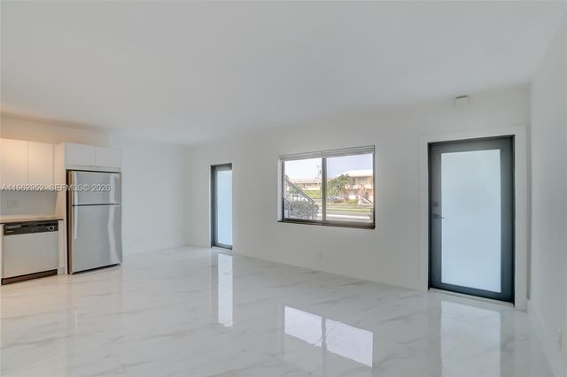 2140 NE 56TH St 2, Fort Lauderdale, FL 33308