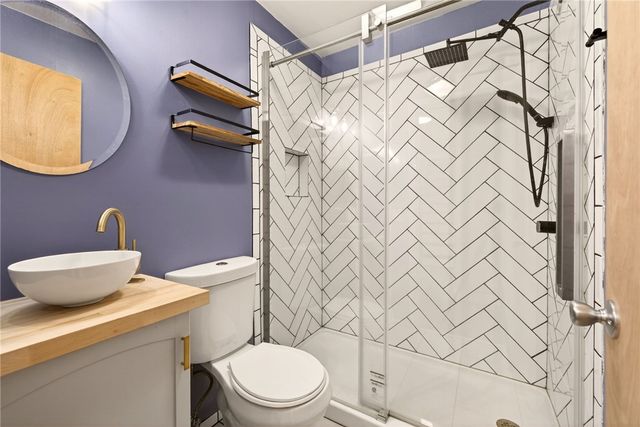 211 Cabot Road, Greece, NY 14626