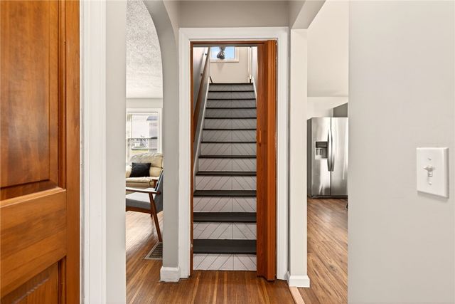 211 Cabot Road, Greece, NY 14626