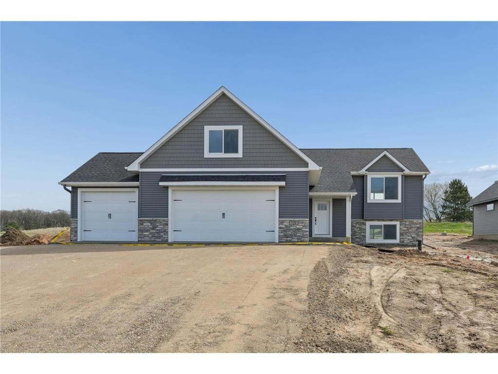 735 163rd Street, Hammond, WI 54015