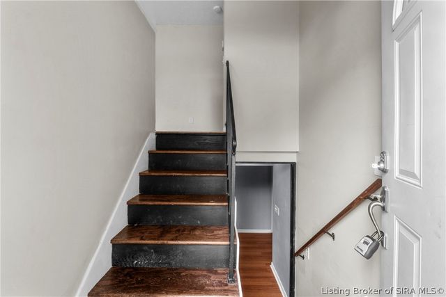4705 Fallow Drive, Jeffersonville, IN 47130