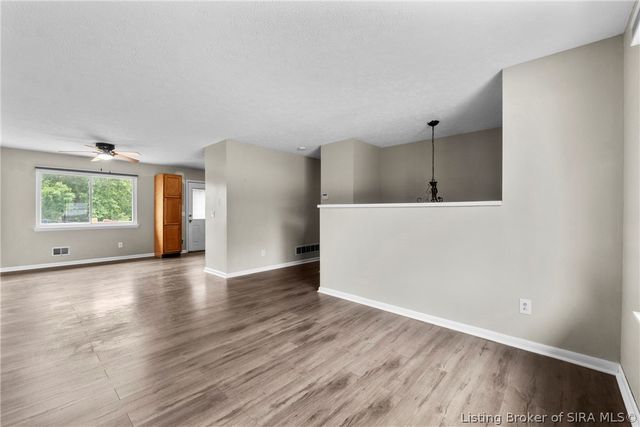 4705 Fallow Drive, Jeffersonville, IN 47130