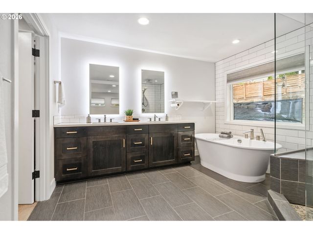 1730 Nw KLICKITAT St, Camas, WA 98607